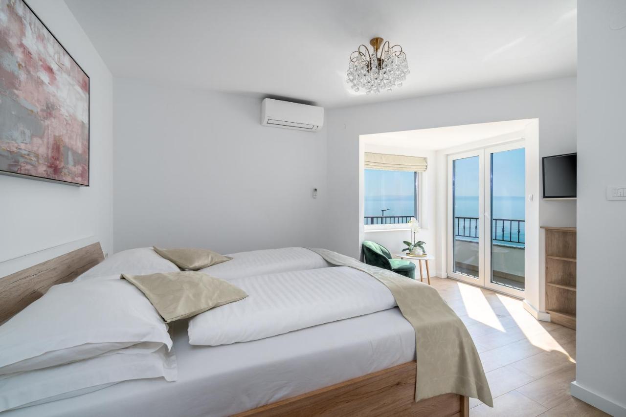 Rooms Vedrana (Adults Only) Podstrana Room photo